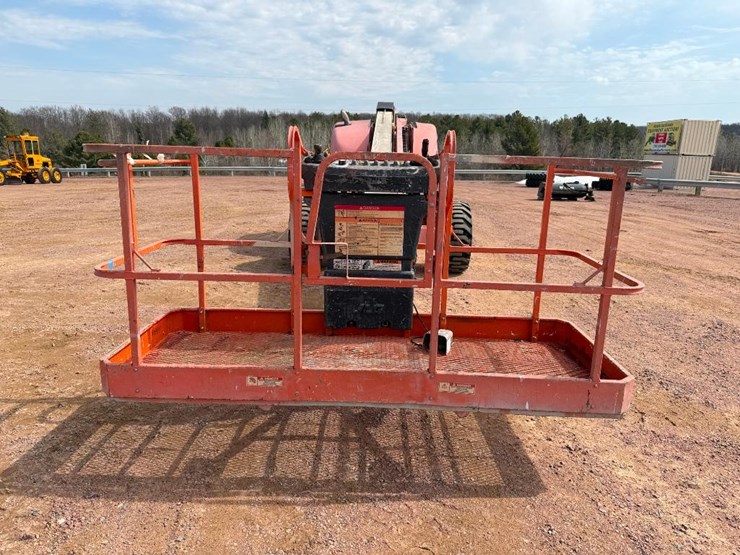 jlg-600s-image-28