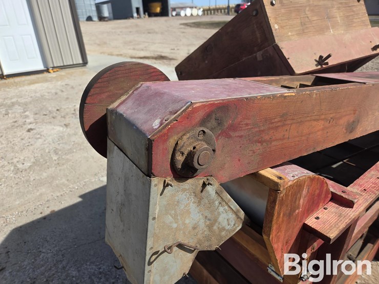 a-t-ferrell-clipper-fanning-mill-image-15