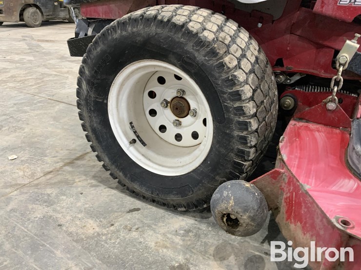 massey-ferguson-730-image-17