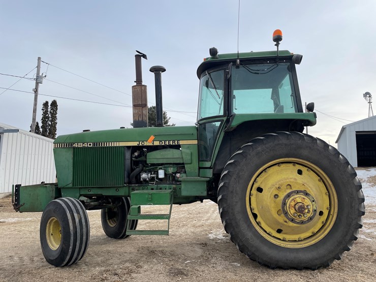 john-deere-4840-image-8