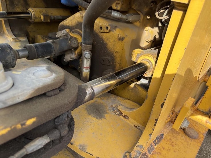 2008-deere-624j-image-24