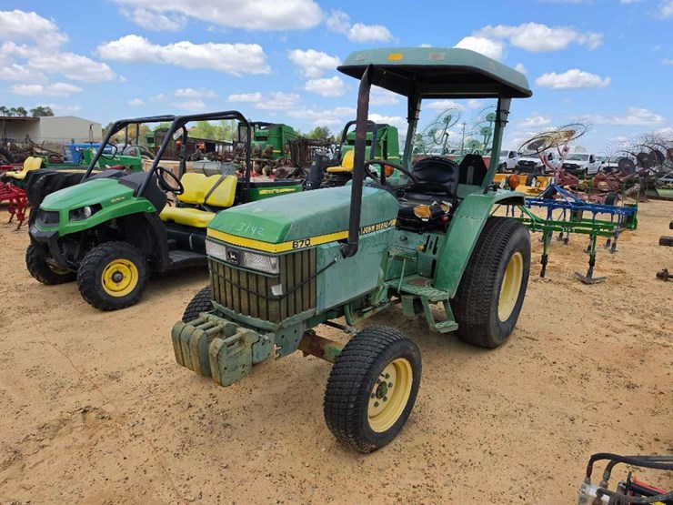john-deere-870-image-1