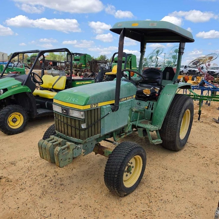 JOHN DEERE 870