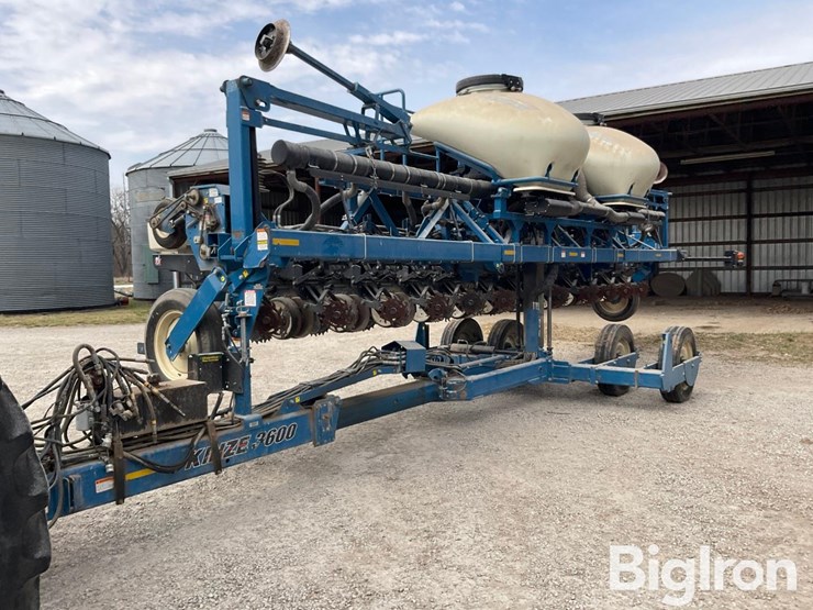 kinze-3600-image-1