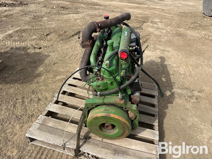 john-deere-329-image-4