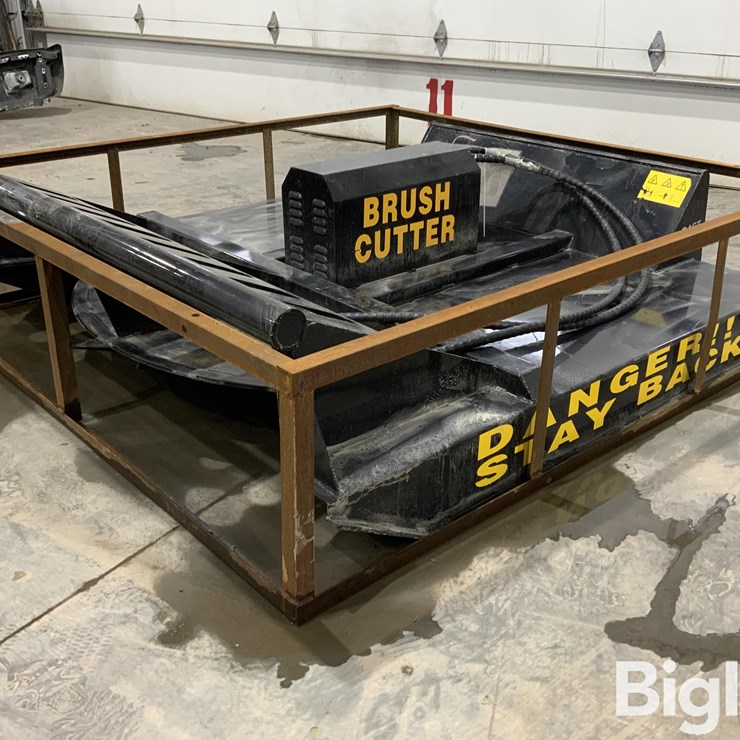 2025 MASSEY-FERGUSON 730