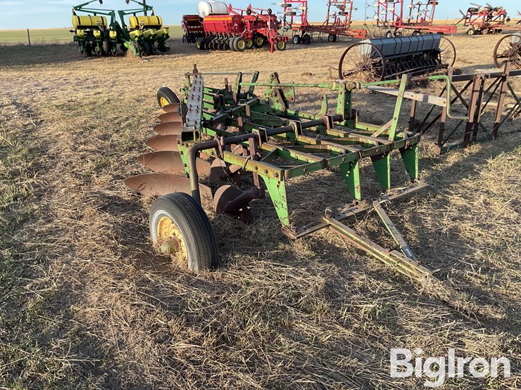 john-deere-6-image-3