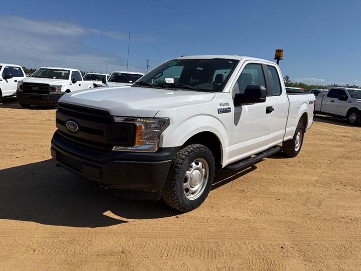 2018-ford-f150-xl-image-2