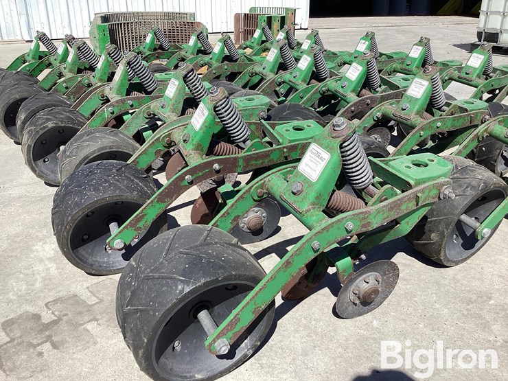 john-deere-db80-image-11