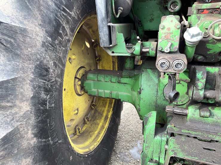 john-deere-4440-image-33