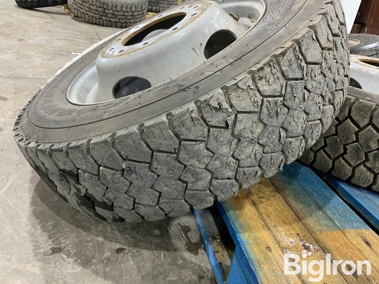 massey-ferguson-730-image-10