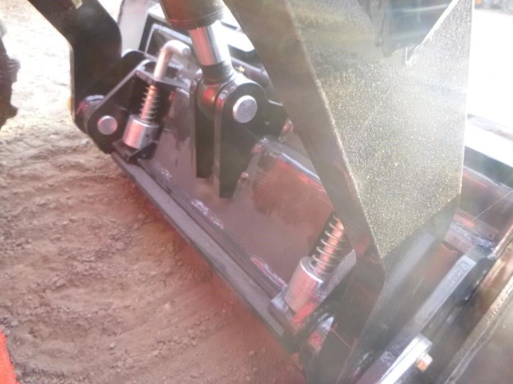 2026-sdlool-sl380-skid-steer-track-loader-image-9