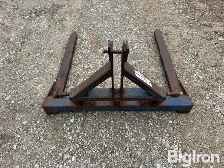 3--pt-mounted-bale-fork-image-6