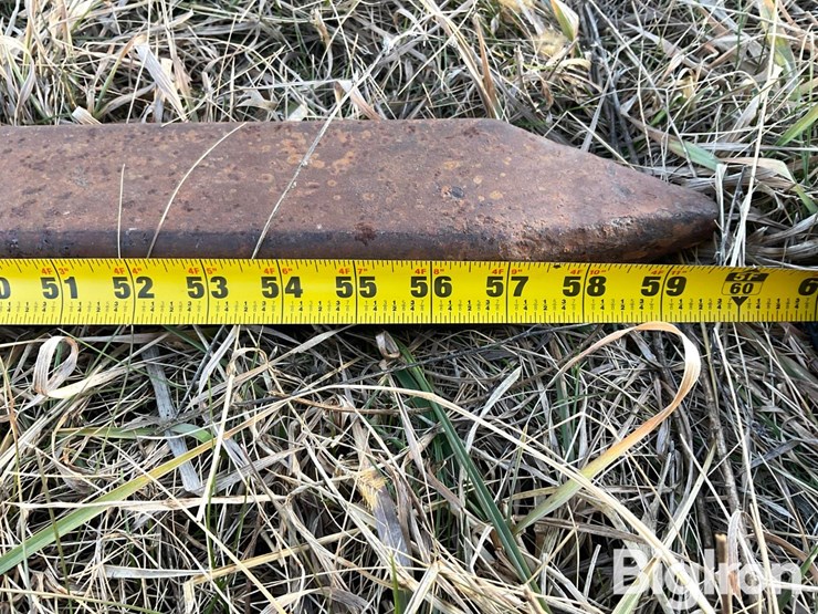 herrs-welding-3-pt-bale-fork-image-14