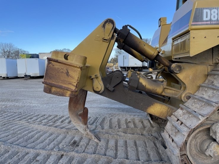 caterpillar-d8r-image-25