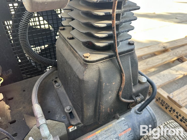 deere-ac2-8gh-image-18