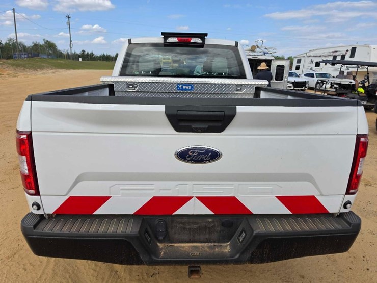 2020-ford-f150-xl-image-6