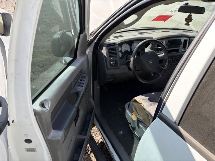 2008-dodge-ram-1500-image-13