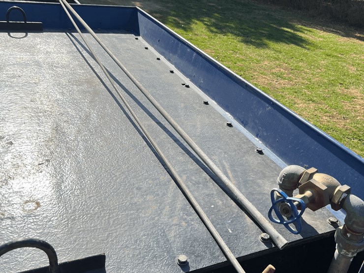 frick-steam-locomotive-with-track-image-251