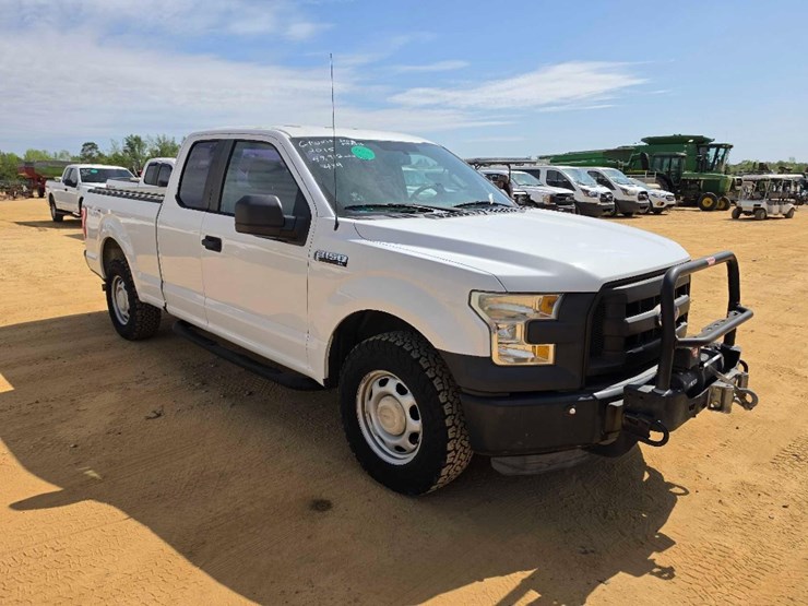 2018-ford-f150-xl-image-4