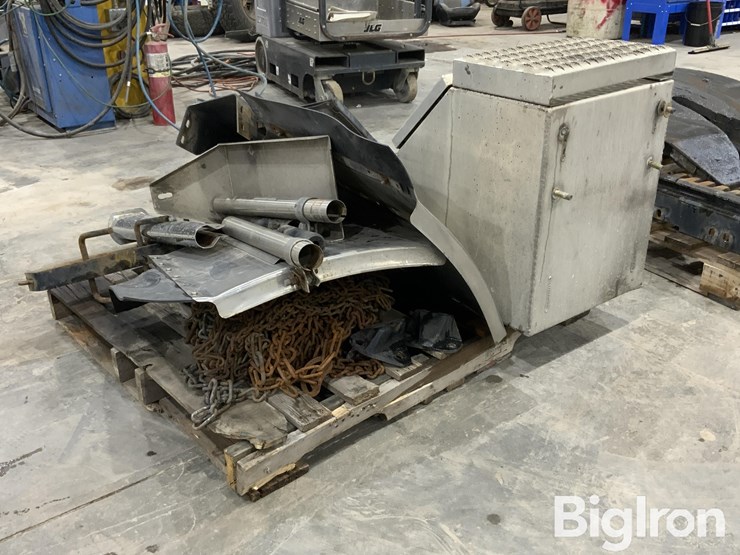 massey-ferguson-730-image-18