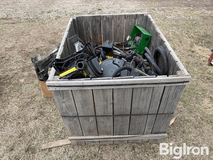 john-deere-seedtubes-w/sensor-&-mini-hoppers-image-8