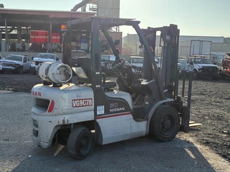 2006-nissan-mugl02a30lv-image-3