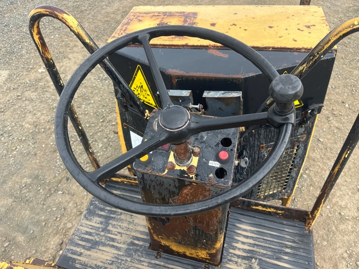 massey-ferguson-8-image-17