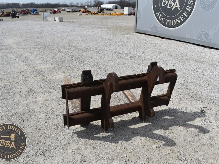 caterpillar-420e-image-5