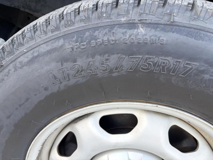 2013-ford-f150-image-24