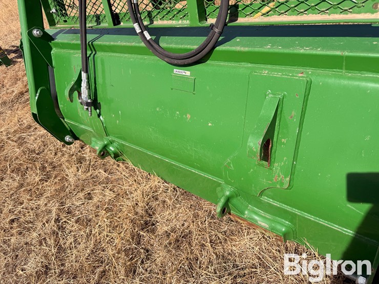 john-deere-8-image-14