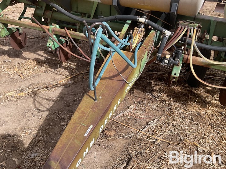 john-deere-7000-image-11