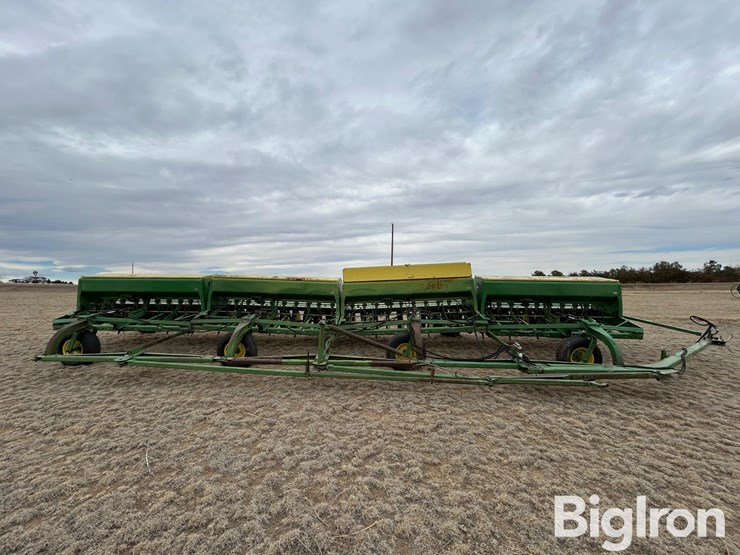 john-deere-9300-image-2