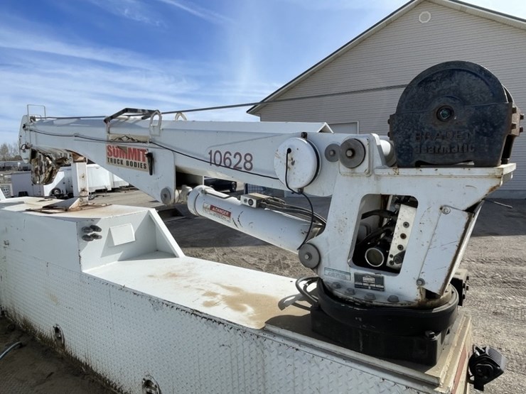 2006-kenworth-t300-image-32