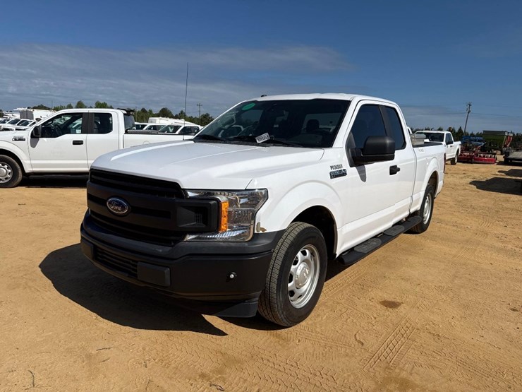 2019-ford-f150-xl-image-2