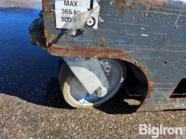 2016-jlg-20mvl-image-17