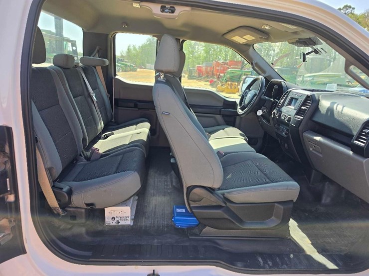 2019-ford-f150-xl-image-8