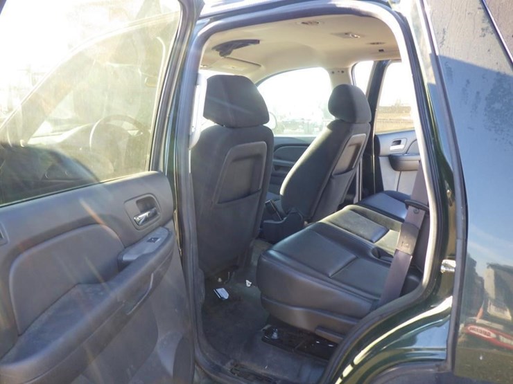 2014-chevrolet-tahoe-image-7