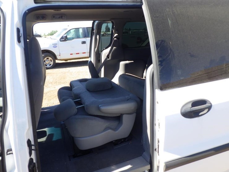 2003-ford-windstar-image-7