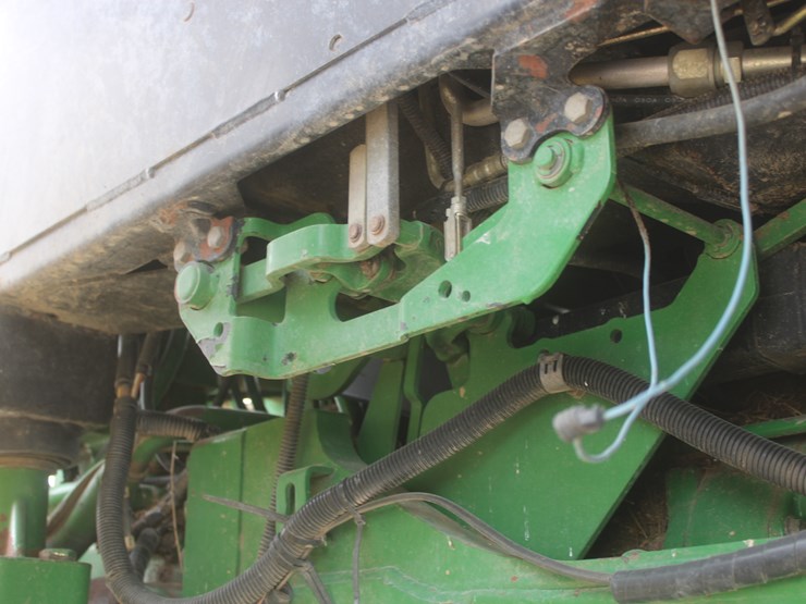 john-deere-7610-image-61
