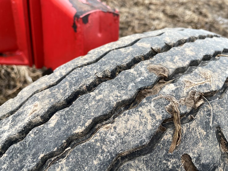 #103-•-unverferth-header-cart-image-30