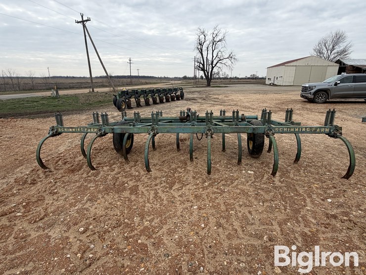 john-deere-100-image-6