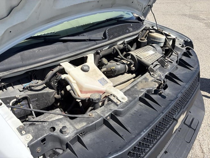 2009-chevrolet-express-1500-image-7