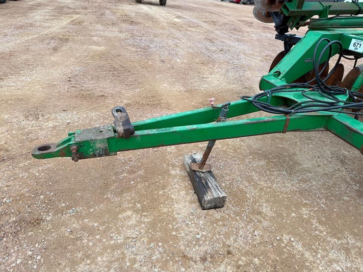 john-deere-630-image-16