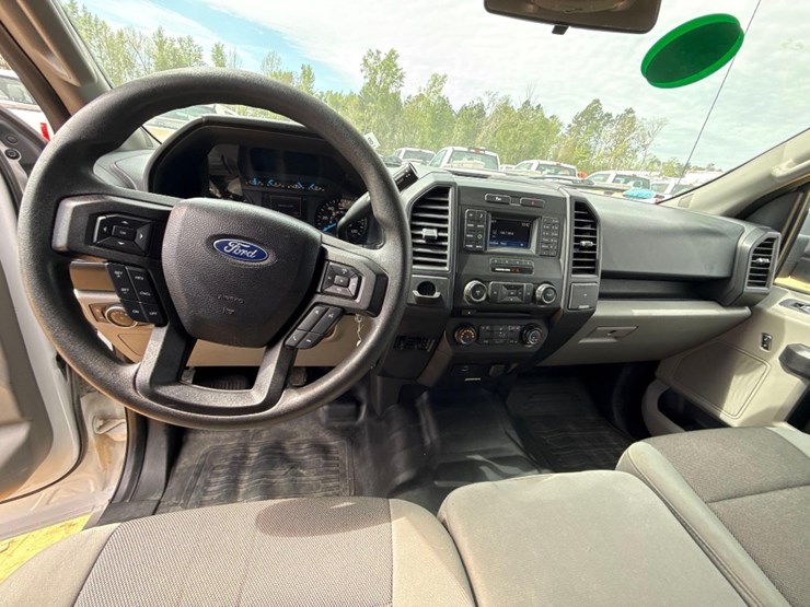 2019-ford-f150-xl-image-14