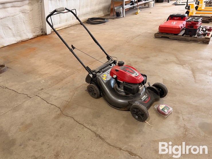 honda-hrn16-push-type-lawn-mower-image-2