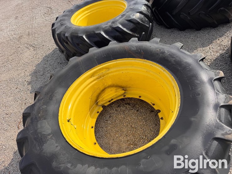 john-deere-4930-image-2