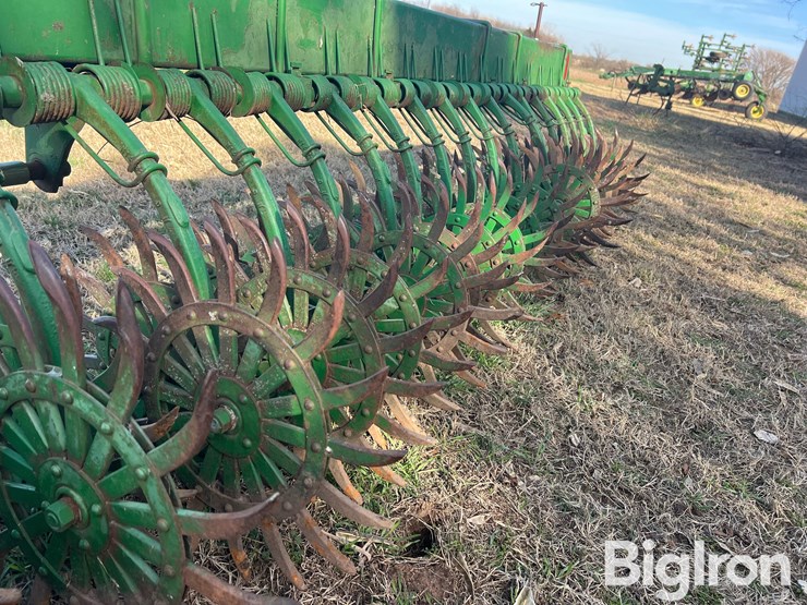 john-deere-4000-image-12