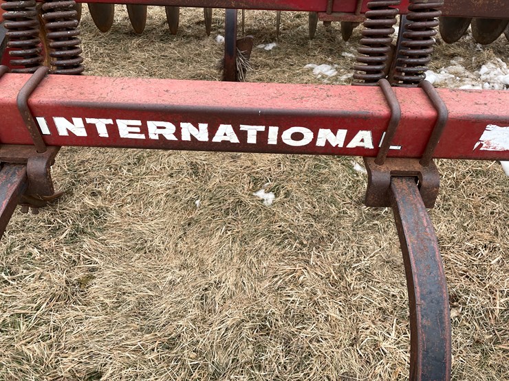 international-9-image-14