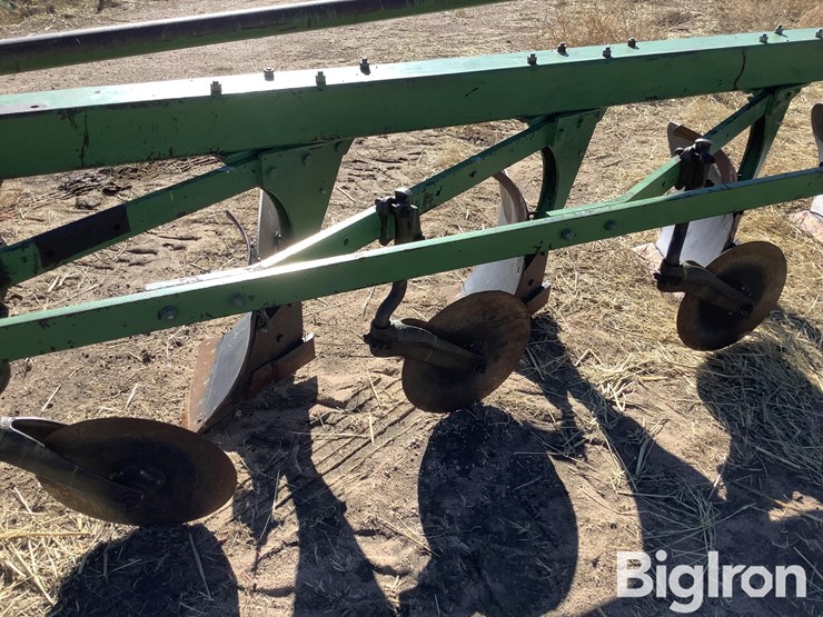 john-deere-8-image-20